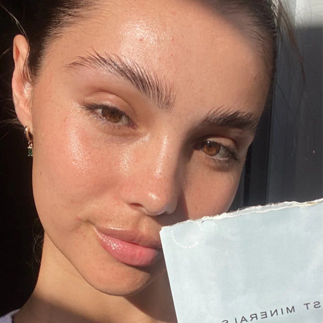 Clear Glow Sheet Mask Box Set + Facial Massager Brush - Image 5