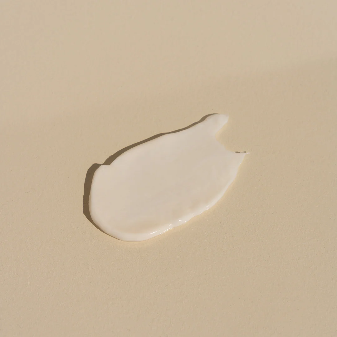 Gradual Tanning Moisturiser + - Image 8