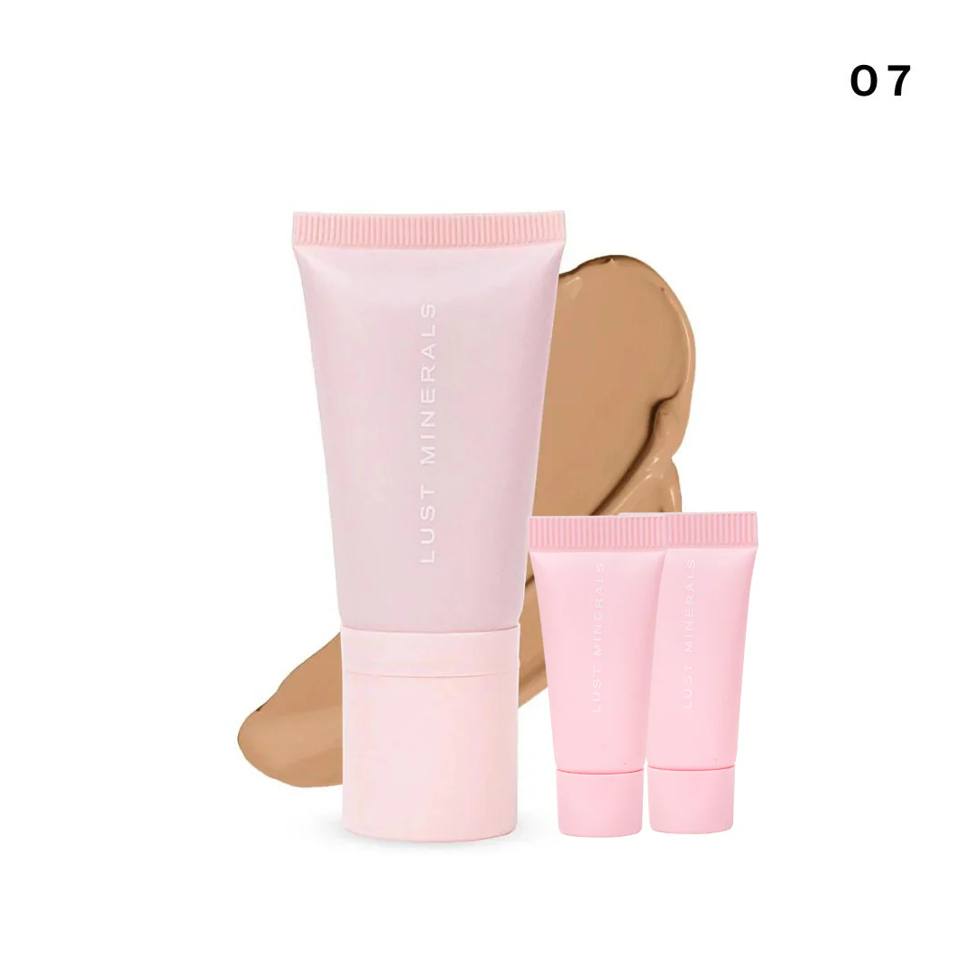 Pro Finish Liquid Foundation + Free Sample Pack - Image 13